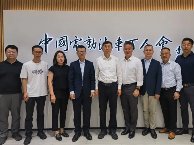 瑞薩電子與中國電動汽車百人會探討合作